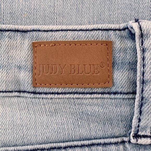 Judy Blue Colby Release Hem Skinny Jean - Picture 12 of 16